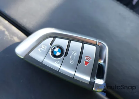 2018 BMW M550I xDrive z USA, uszkodzony, nr VIN WBAJB9C58JB034779